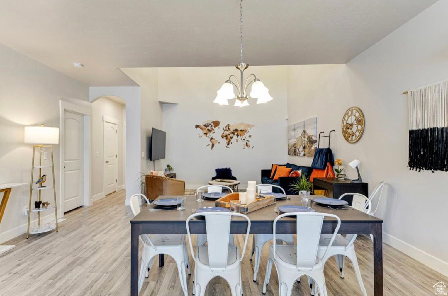WILLOW POINT - Residential