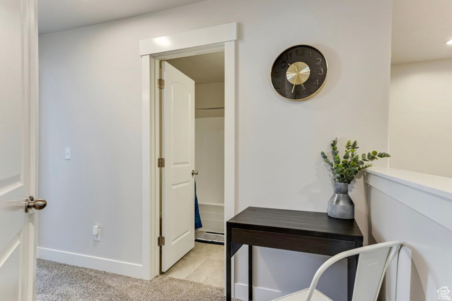 WILLOW POINT - Residential