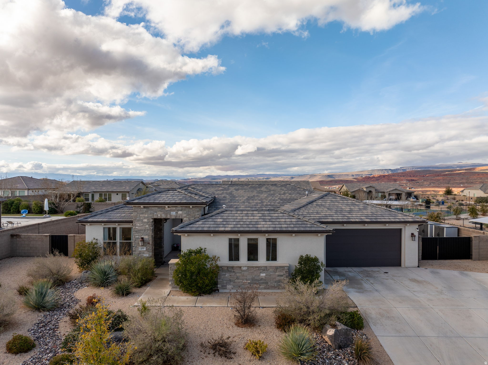 VIEWS AT CORAL CANYON PH 1 - Residential