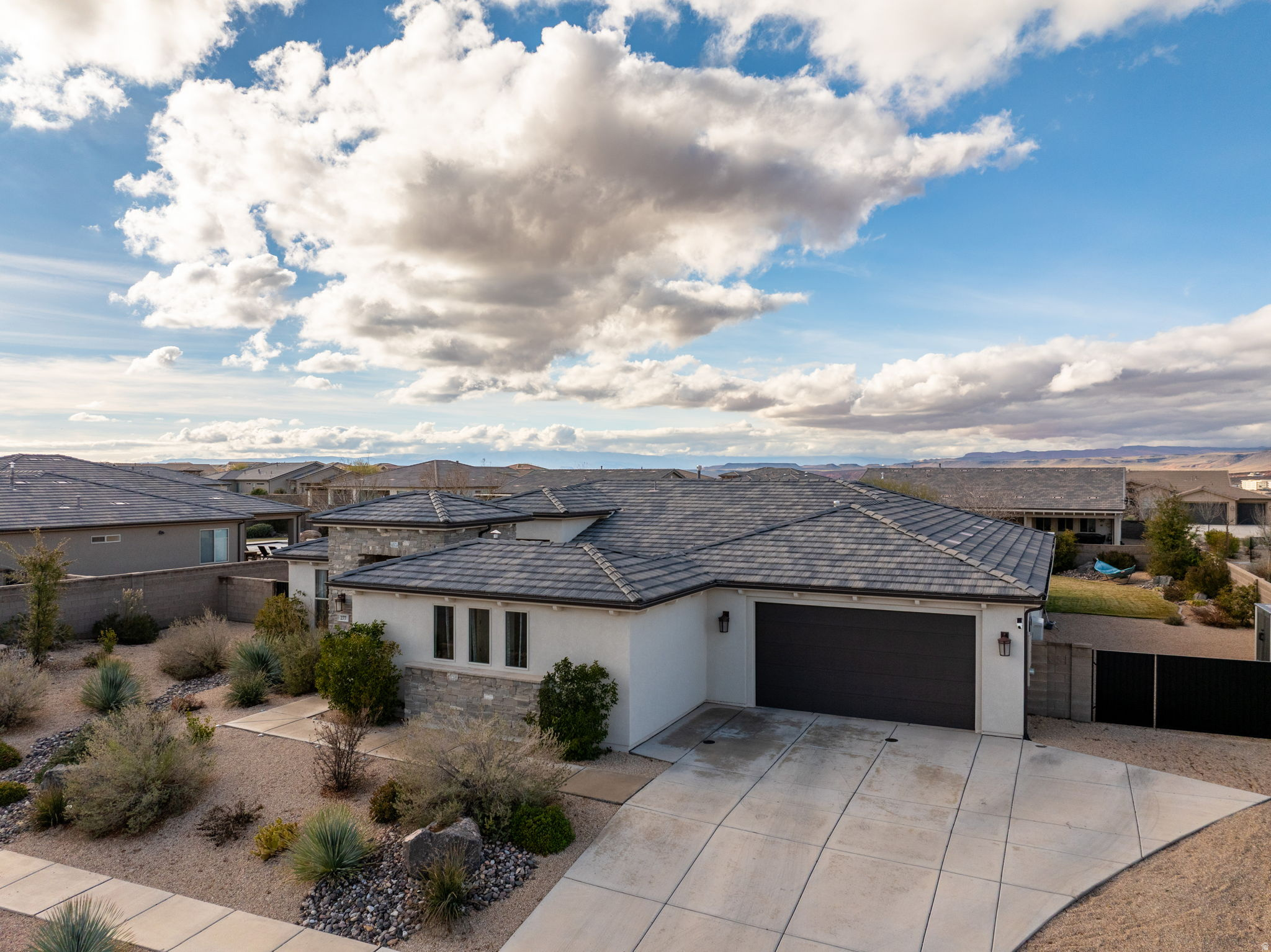 VIEWS AT CORAL CANYON PH 1 - Residential
