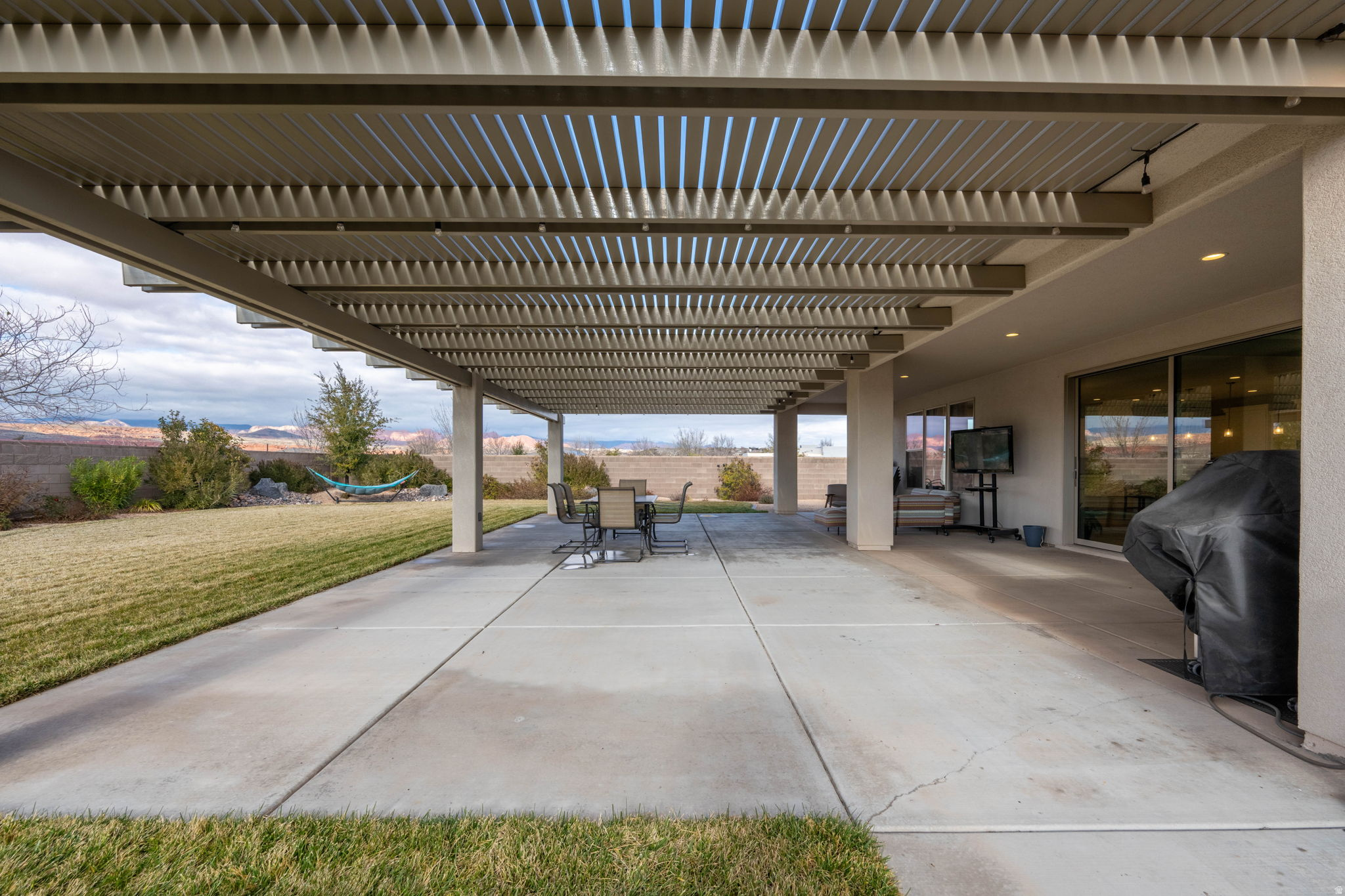 VIEWS AT CORAL CANYON PH 1 - Residential