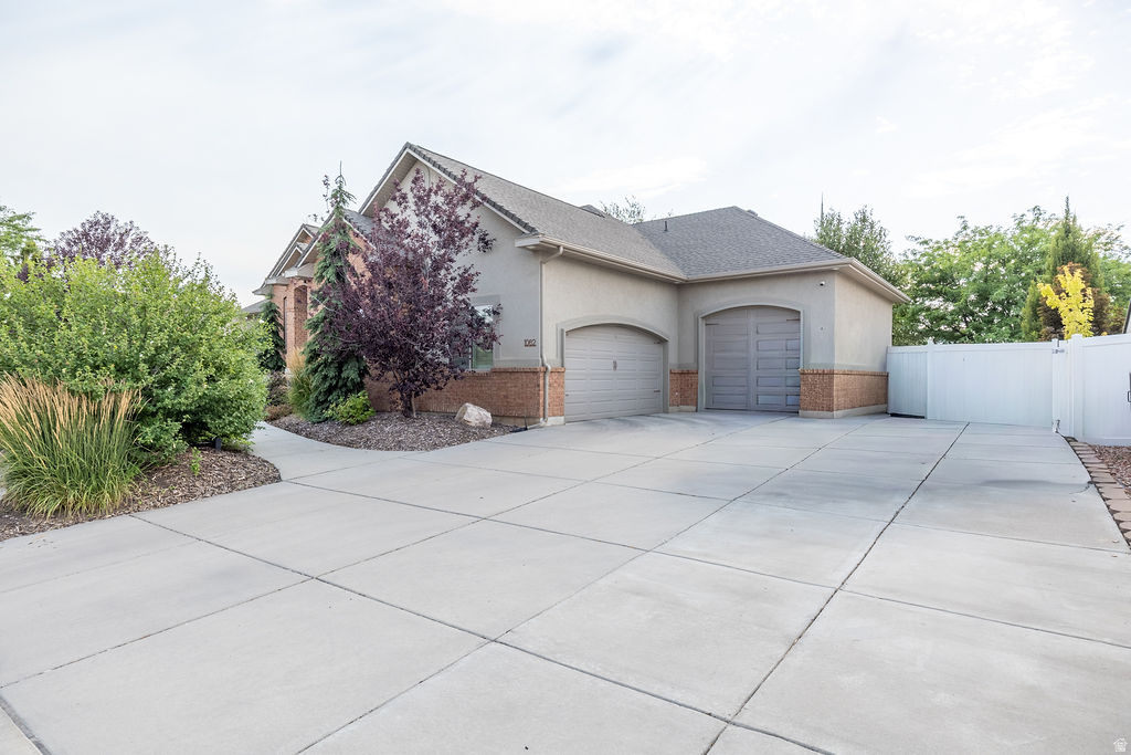 CANTERBURY CROSSING - Residential