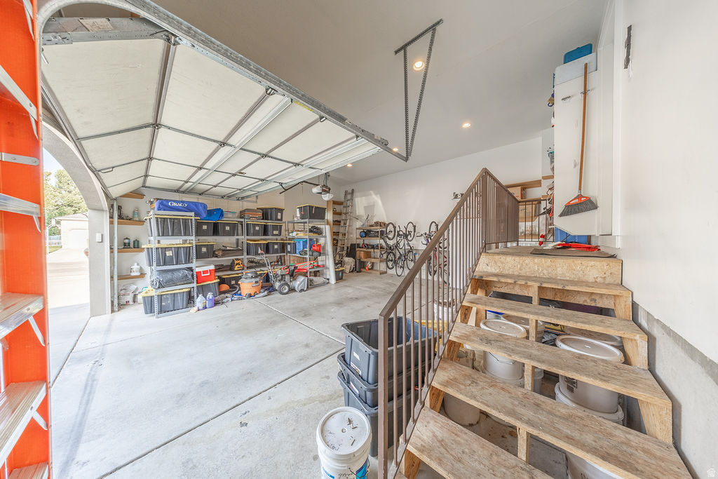 CANTERBURY CROSSING - Residential