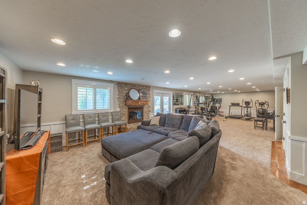 CANTERBURY CROSSING - Residential