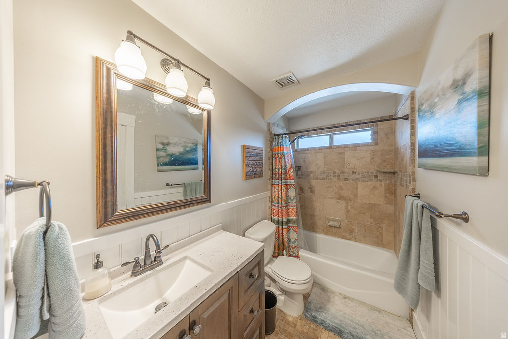 CANTERBURY CROSSING - Residential
