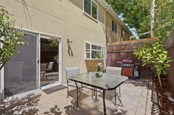 OLD MILL COURT - Residential