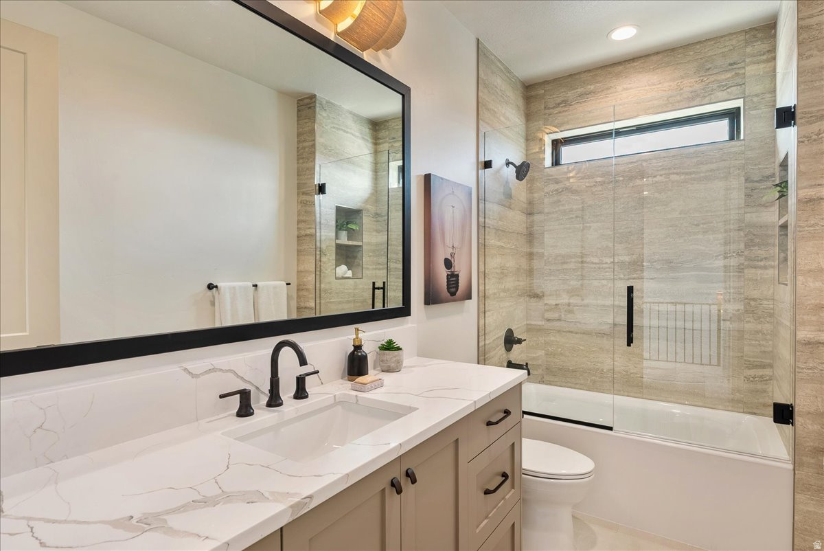 CENTER POINTE TOWNHOMES - Residential
