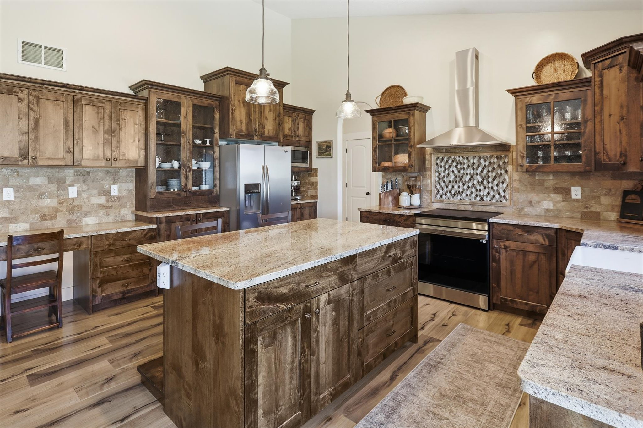 CACTUS RIDGE - Residential