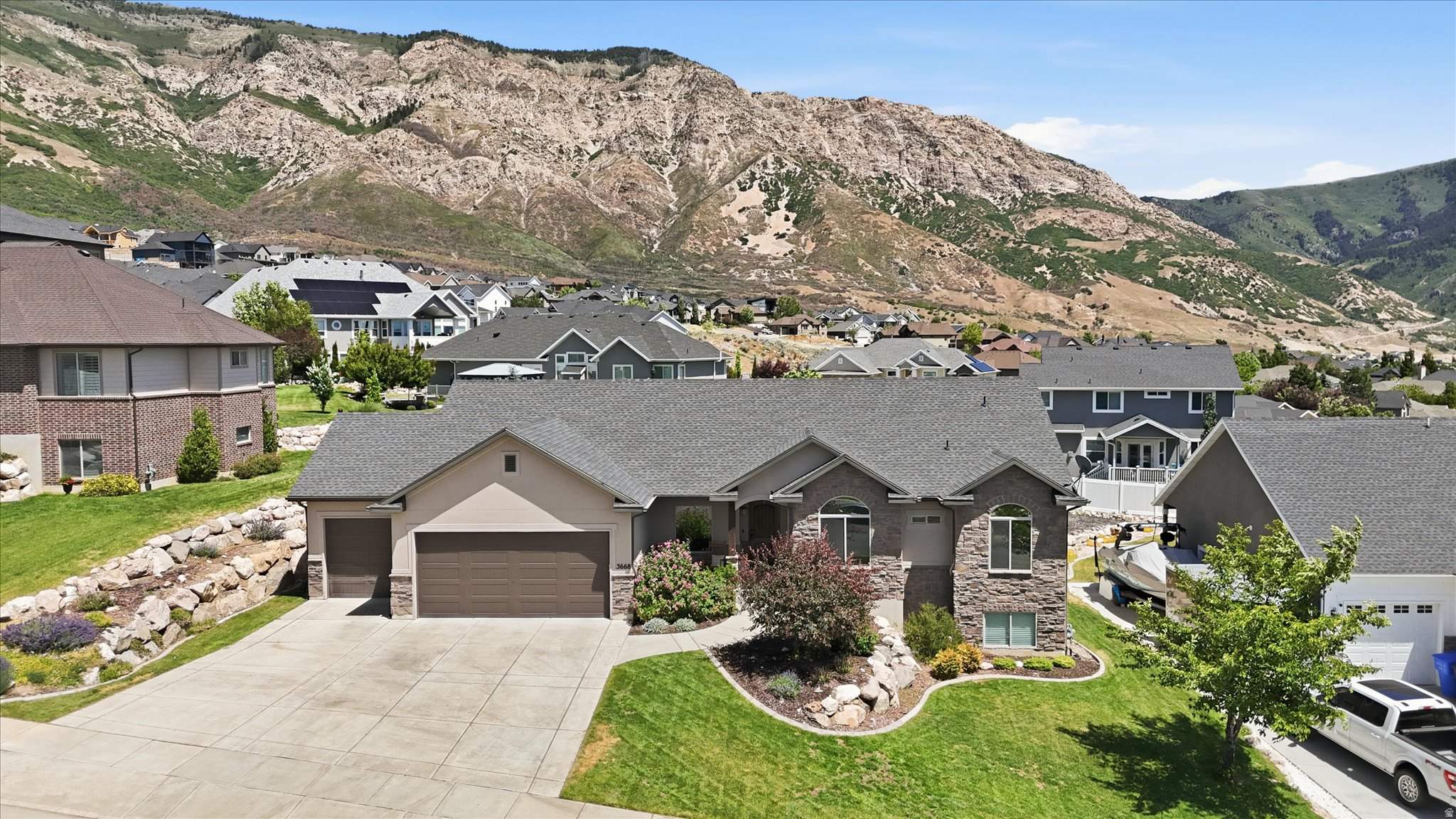 CACTUS RIDGE - Residential