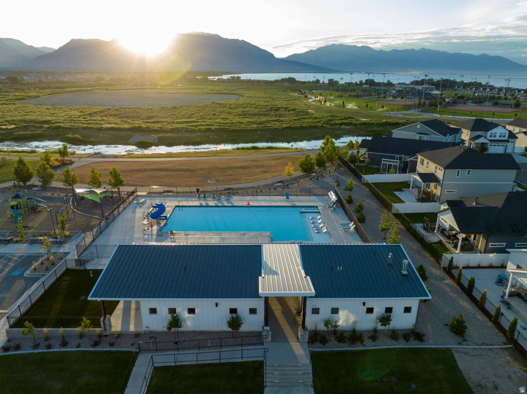 OQUIRRH MOUNTAIN RANCH - Residential