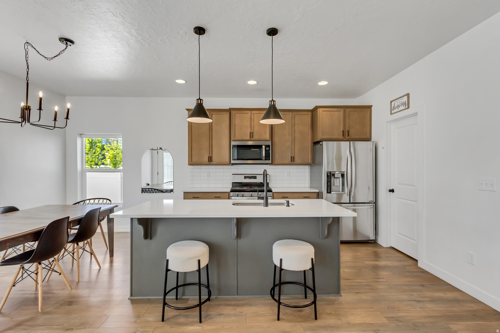 ARROWHEAD PARK - Residential