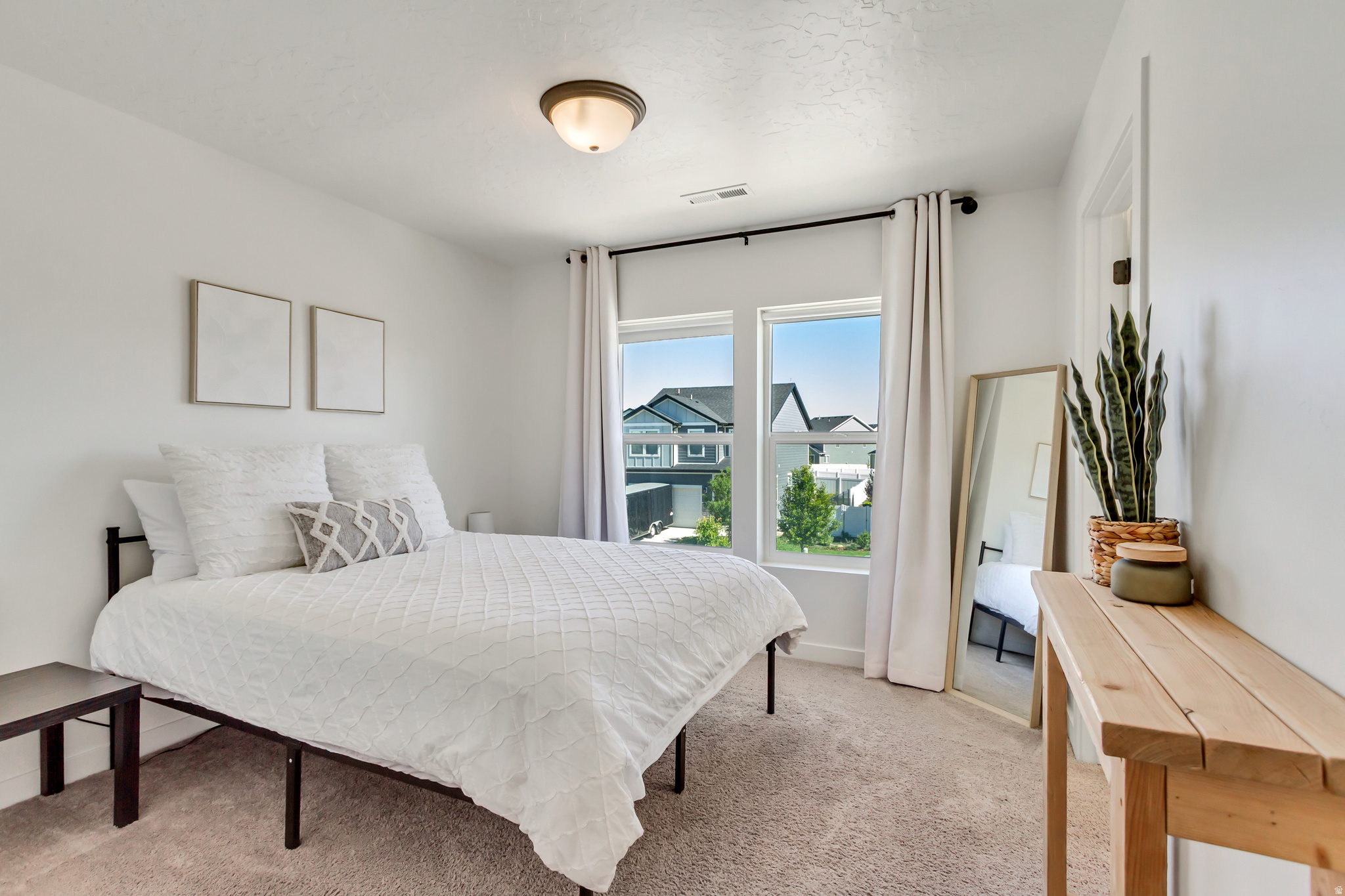 ARROWHEAD PARK - Residential