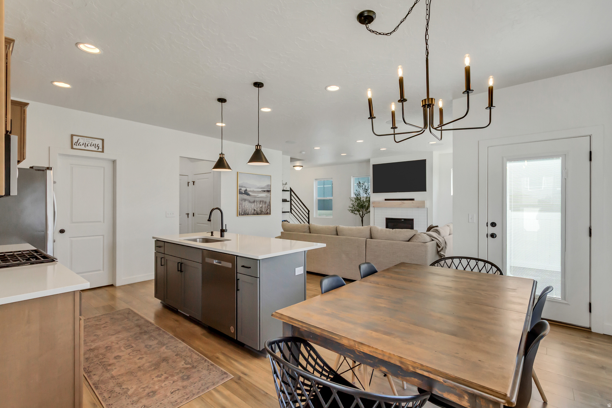 ARROWHEAD PARK - Residential
