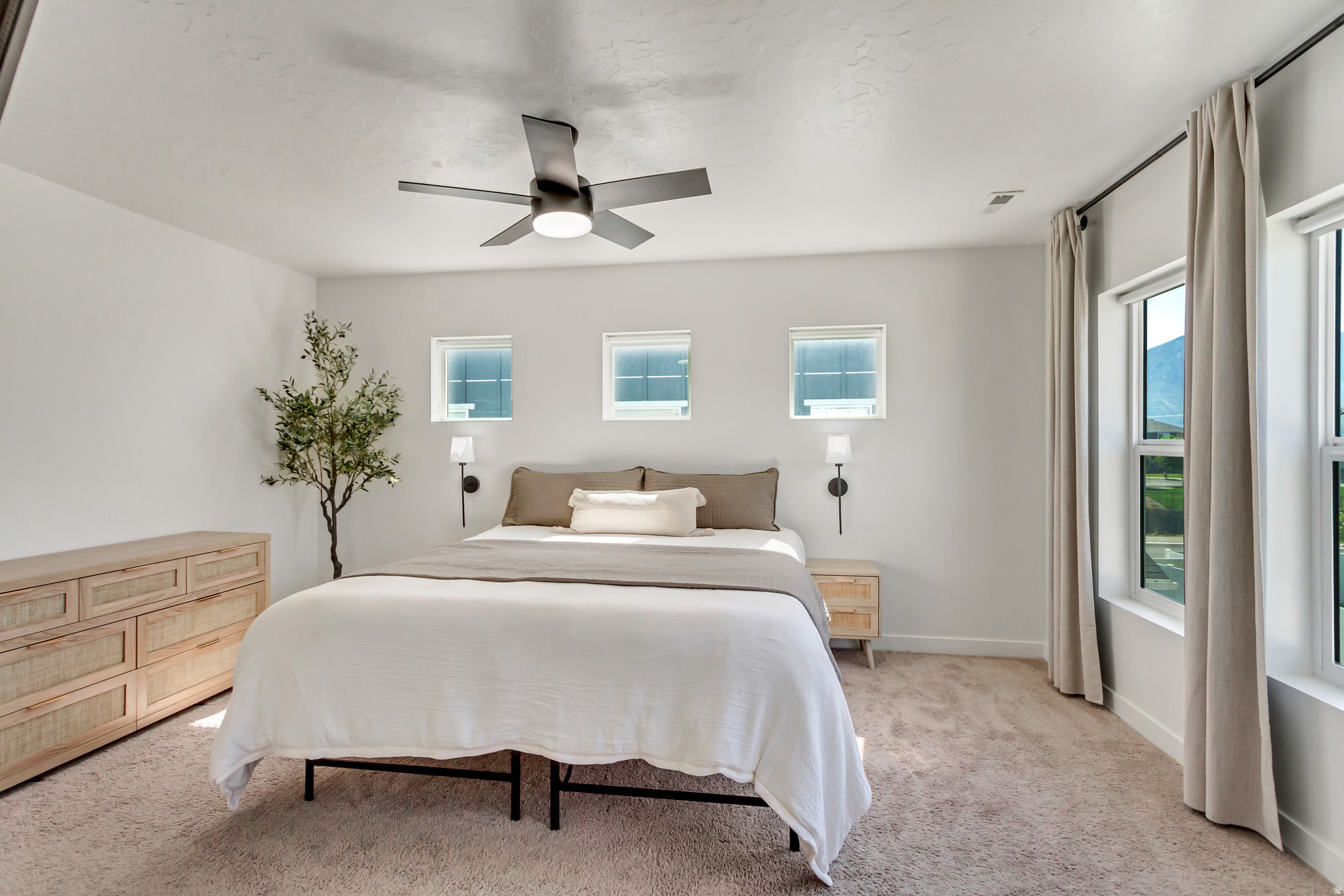 ARROWHEAD PARK - Residential