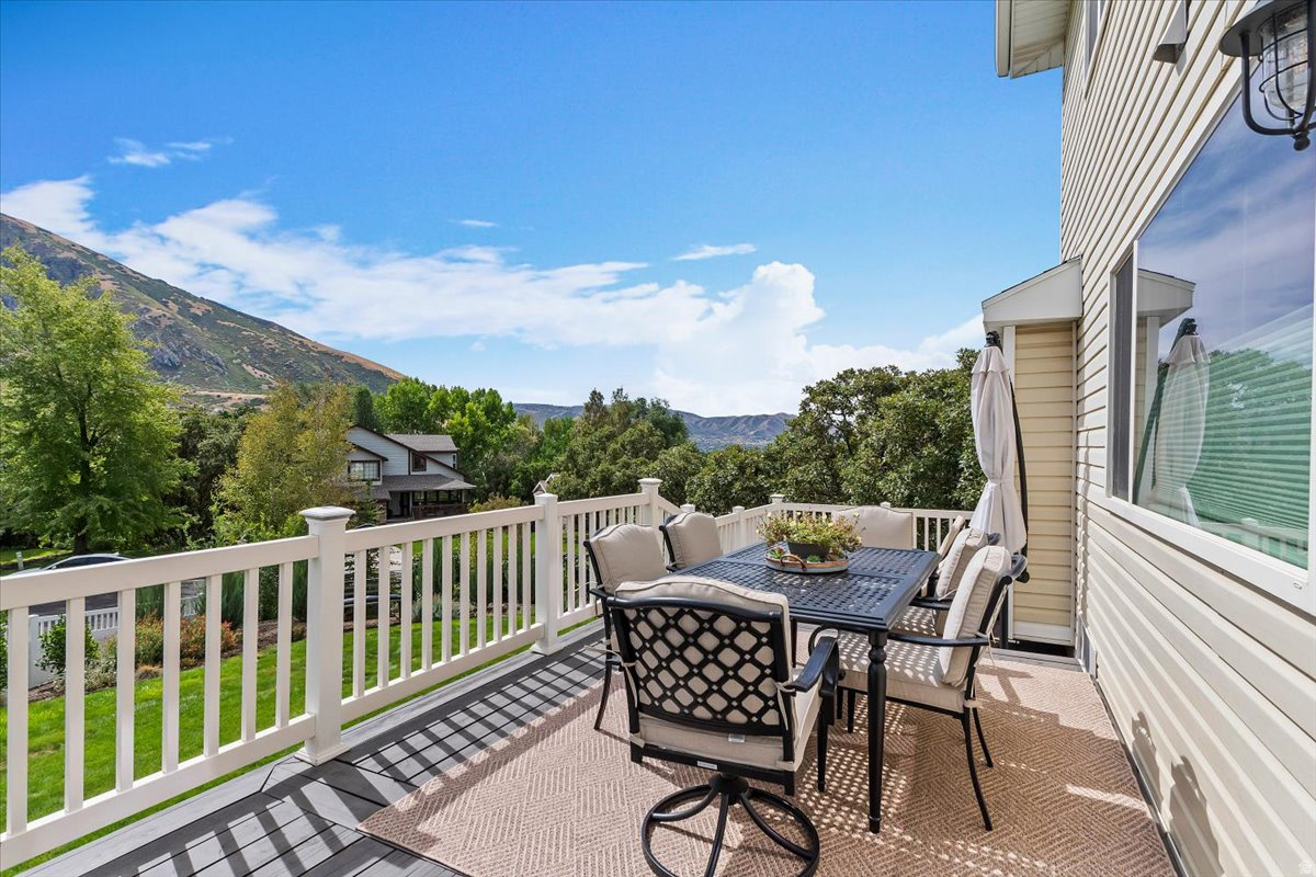 OAK GROVE AT HIDDEN VALLEY - Residential