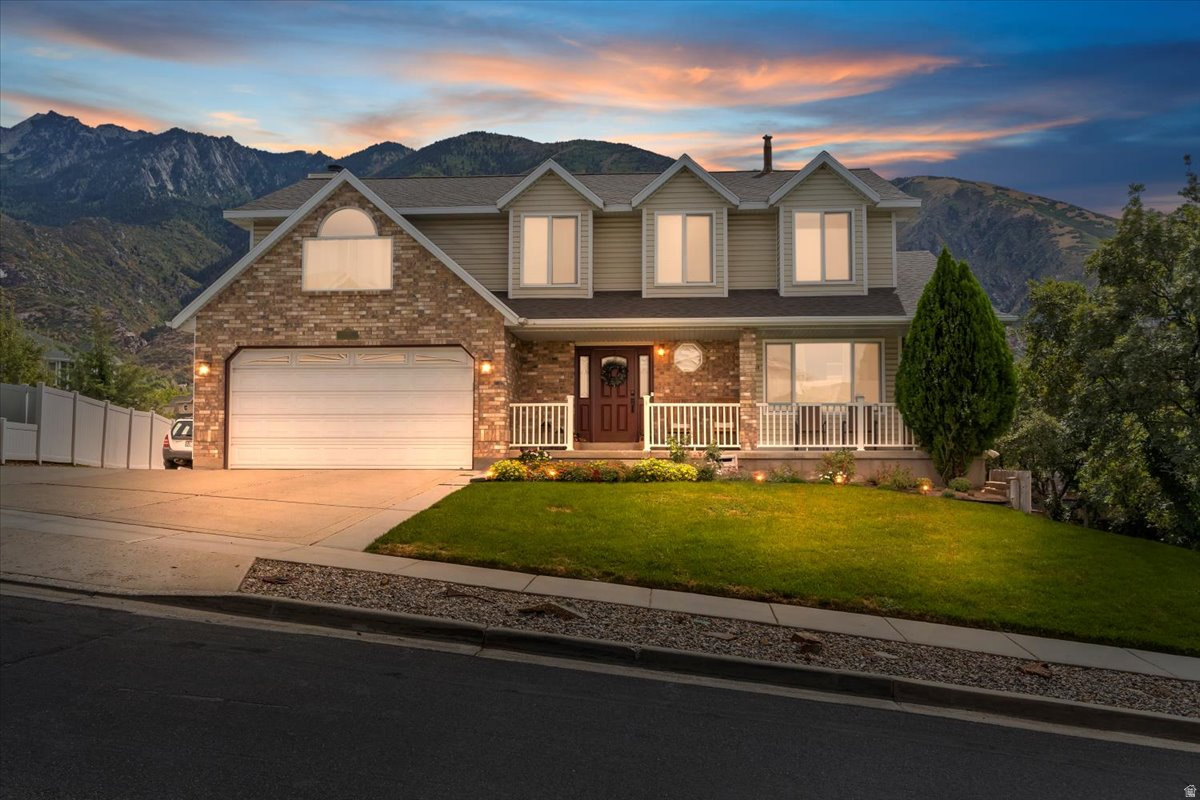OAK GROVE AT HIDDEN VALLEY - Residential