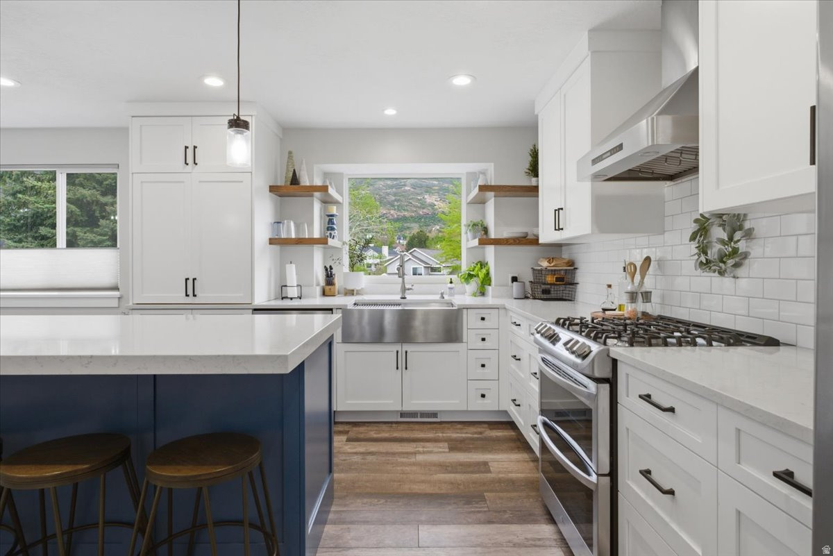 OAK GROVE AT HIDDEN VALLEY - Residential
