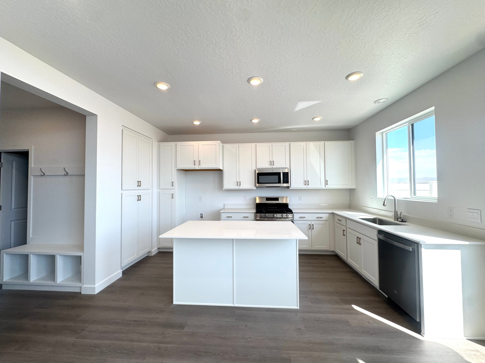 FIREFLY - Residential