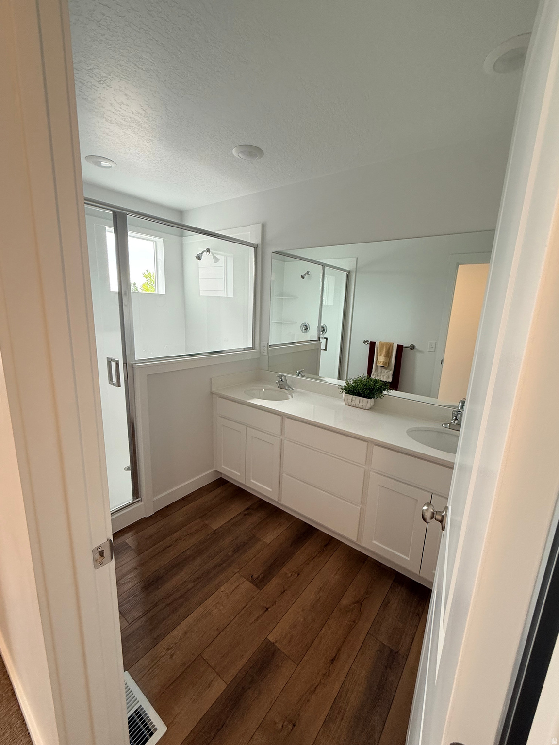 PHEASANTBROOK - Residential