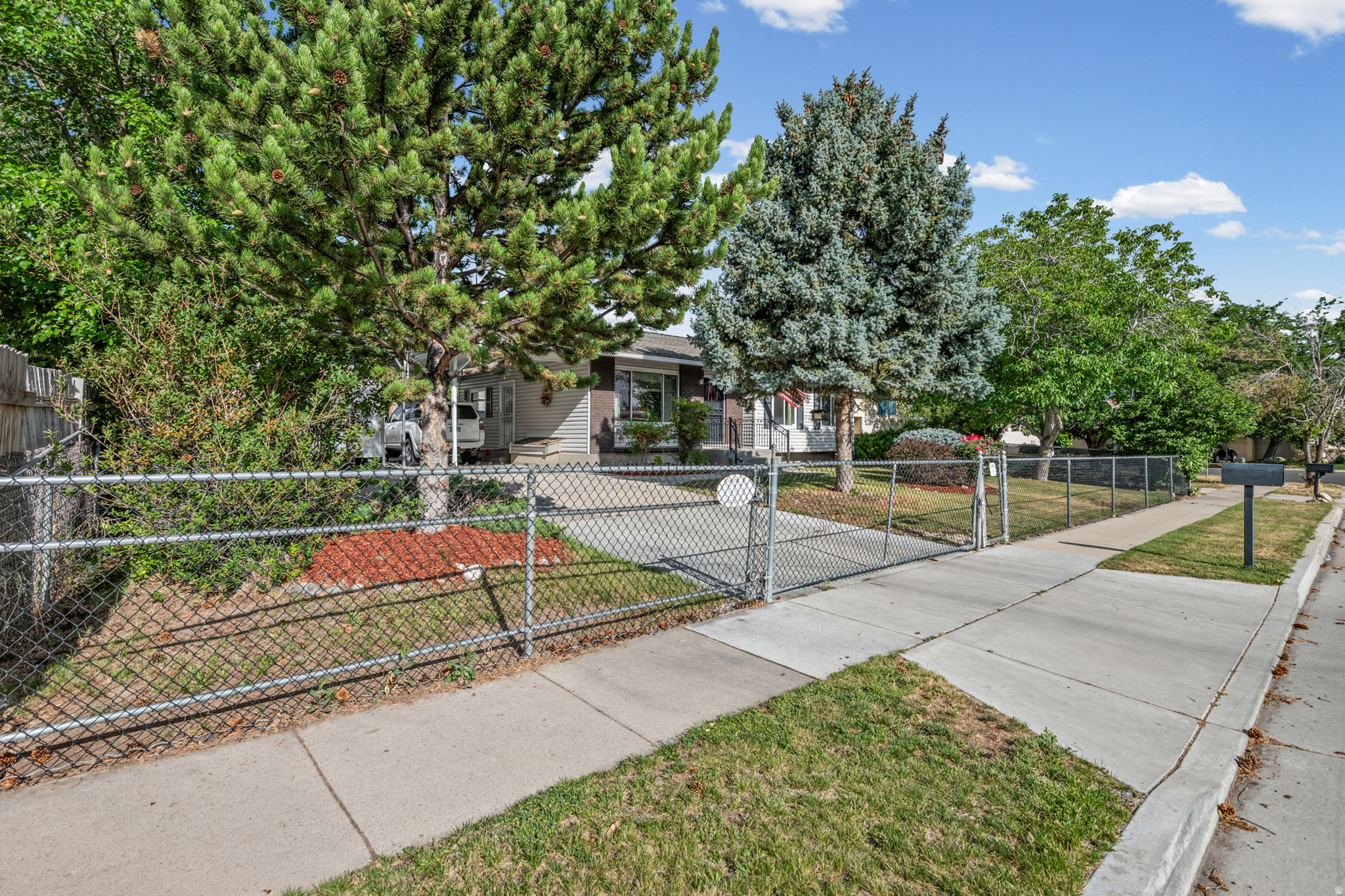 WESTWOOD - Residential