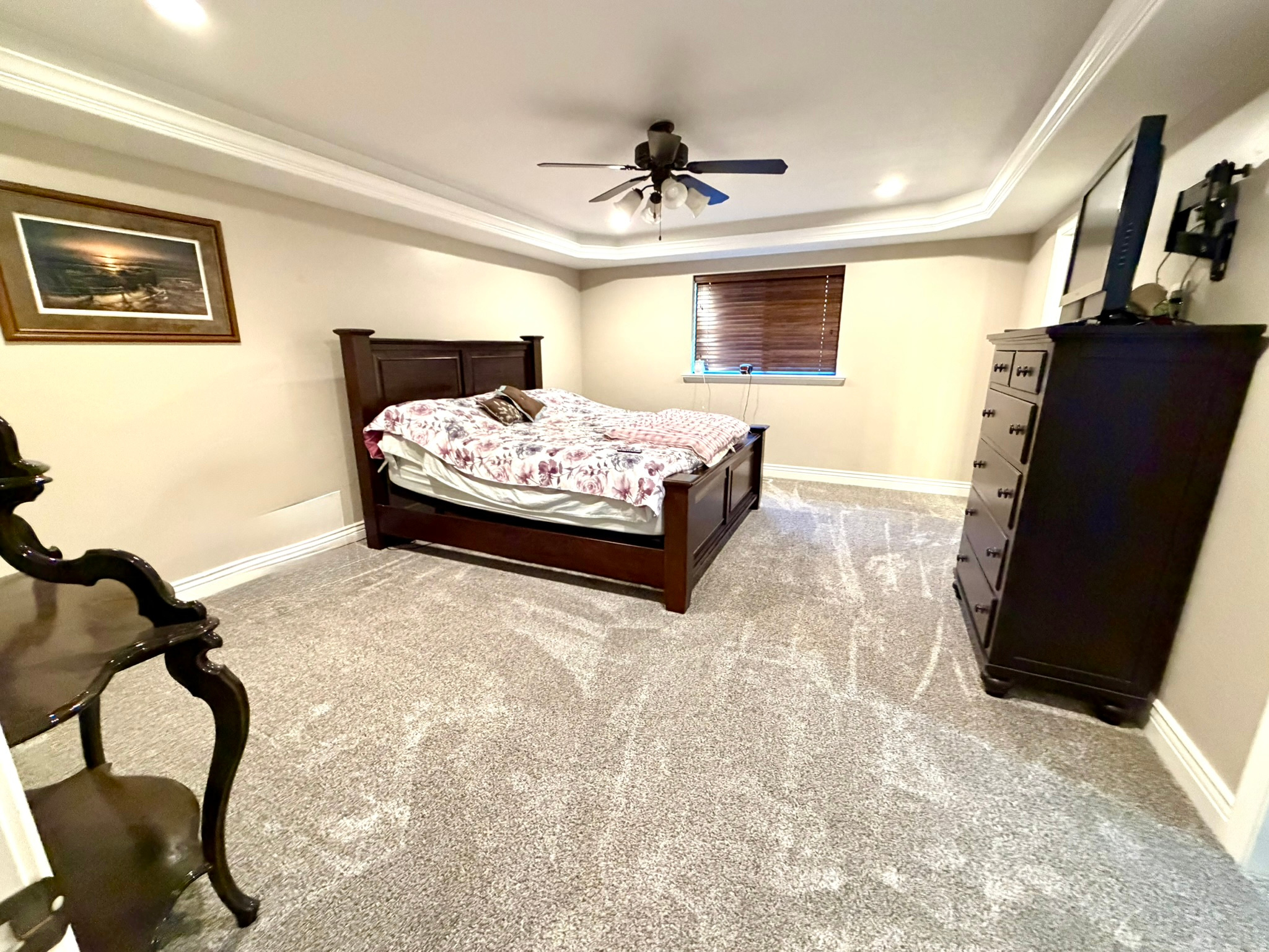 HOLLOW HEIGHTS - Residential