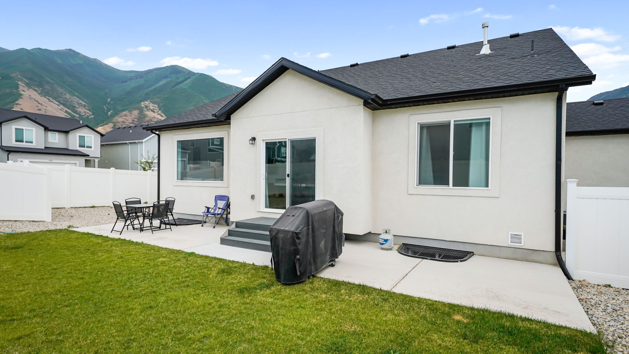QUIET VALLEY - Residential