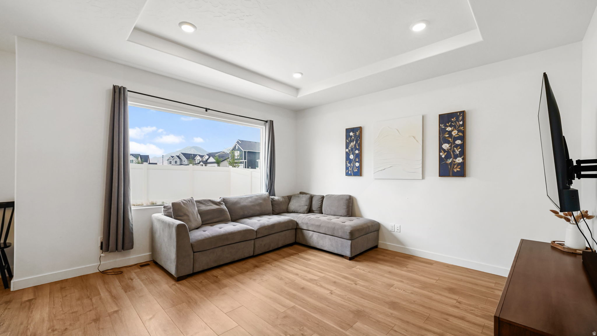 QUIET VALLEY - Residential
