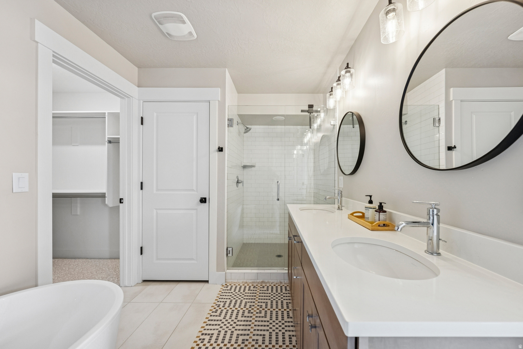 SILVER CREEK - Residential