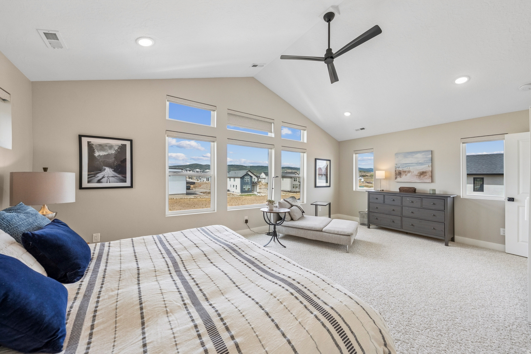 SILVER CREEK - Residential