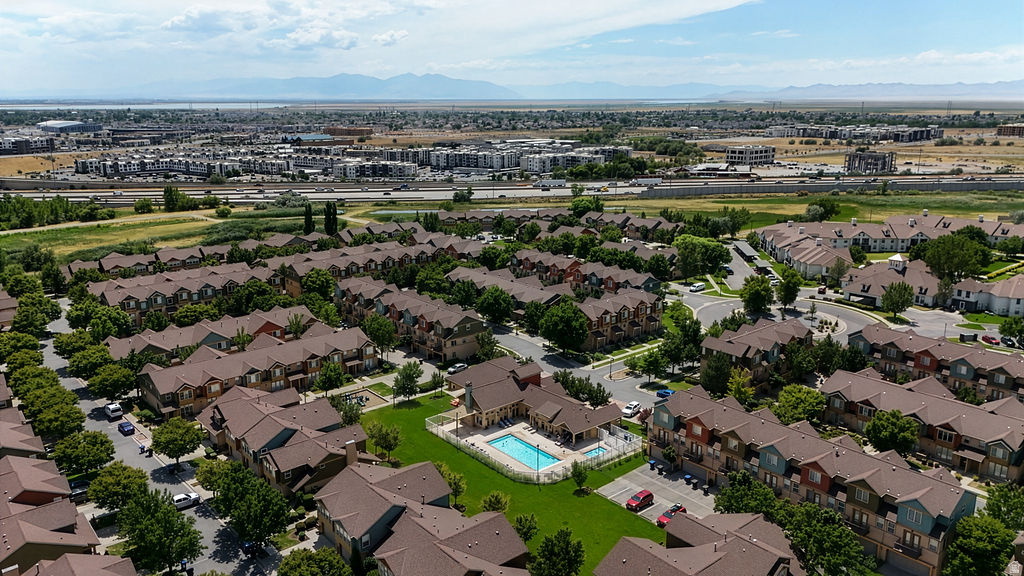 FARMINGTON CROSSING - Residential