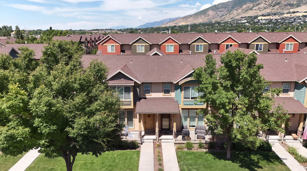 FARMINGTON CROSSING - Residential