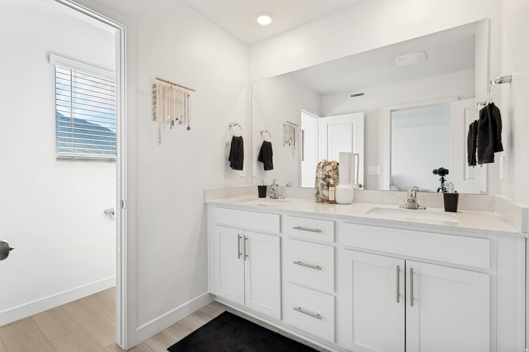 RIDGE - Residential
