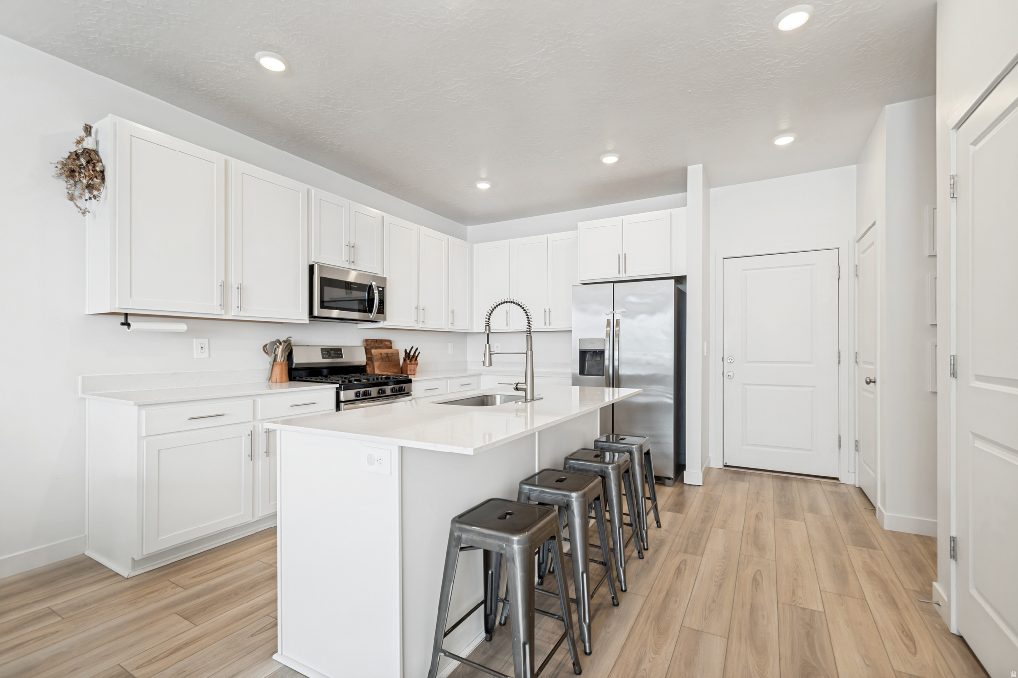 RIDGE - Residential