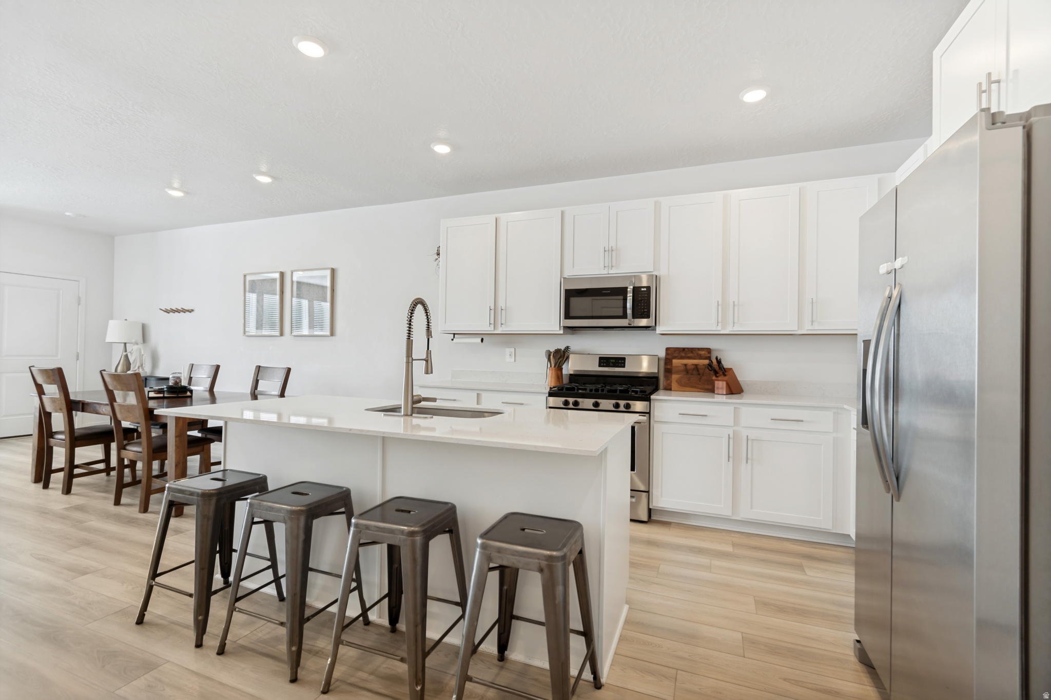 RIDGE - Residential