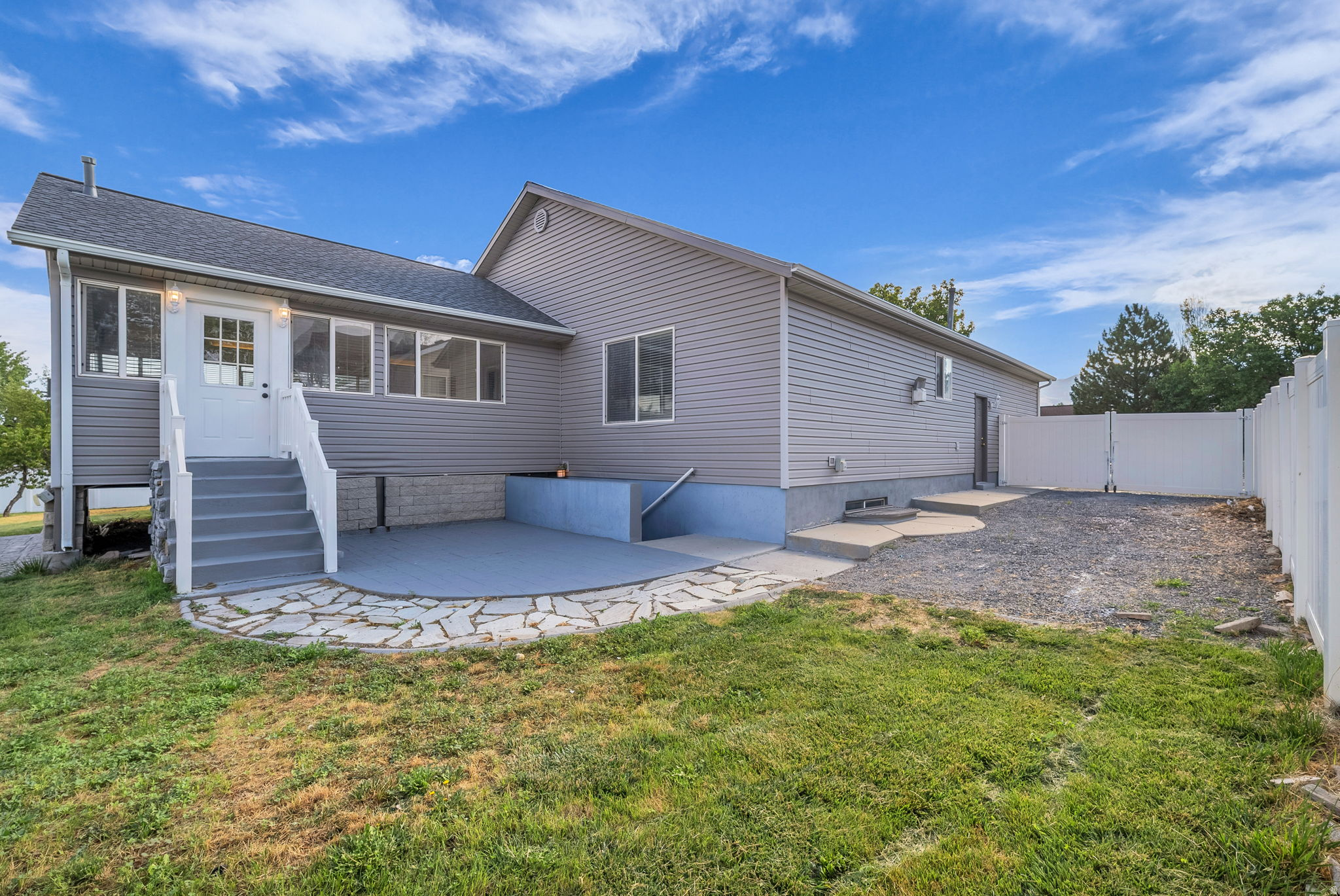 CEDAR CREST - Residential