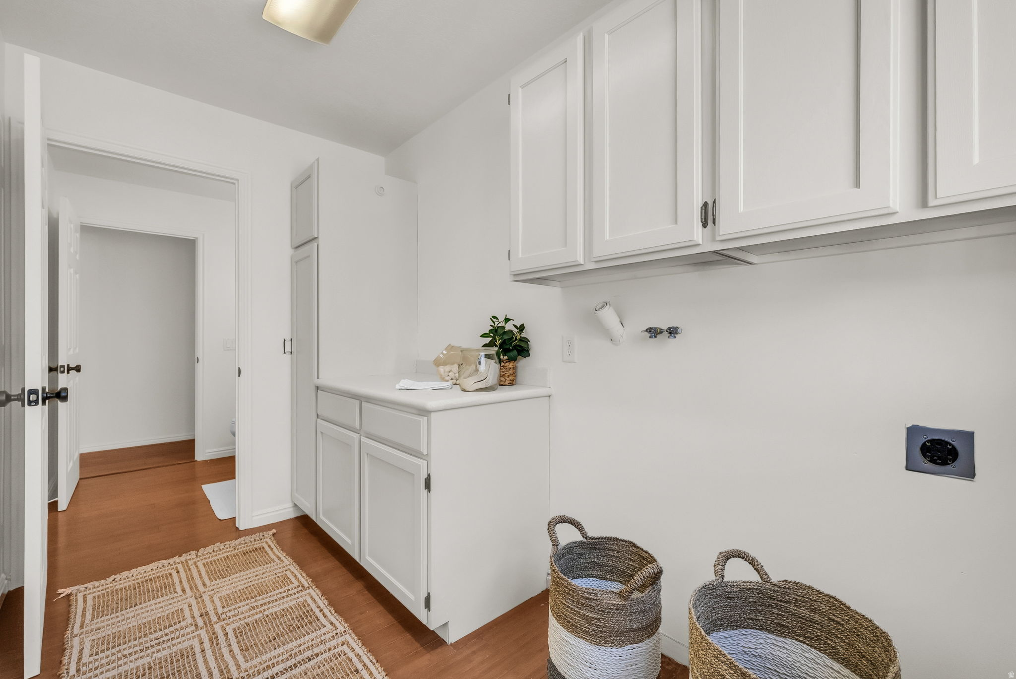 CEDAR CREST - Residential