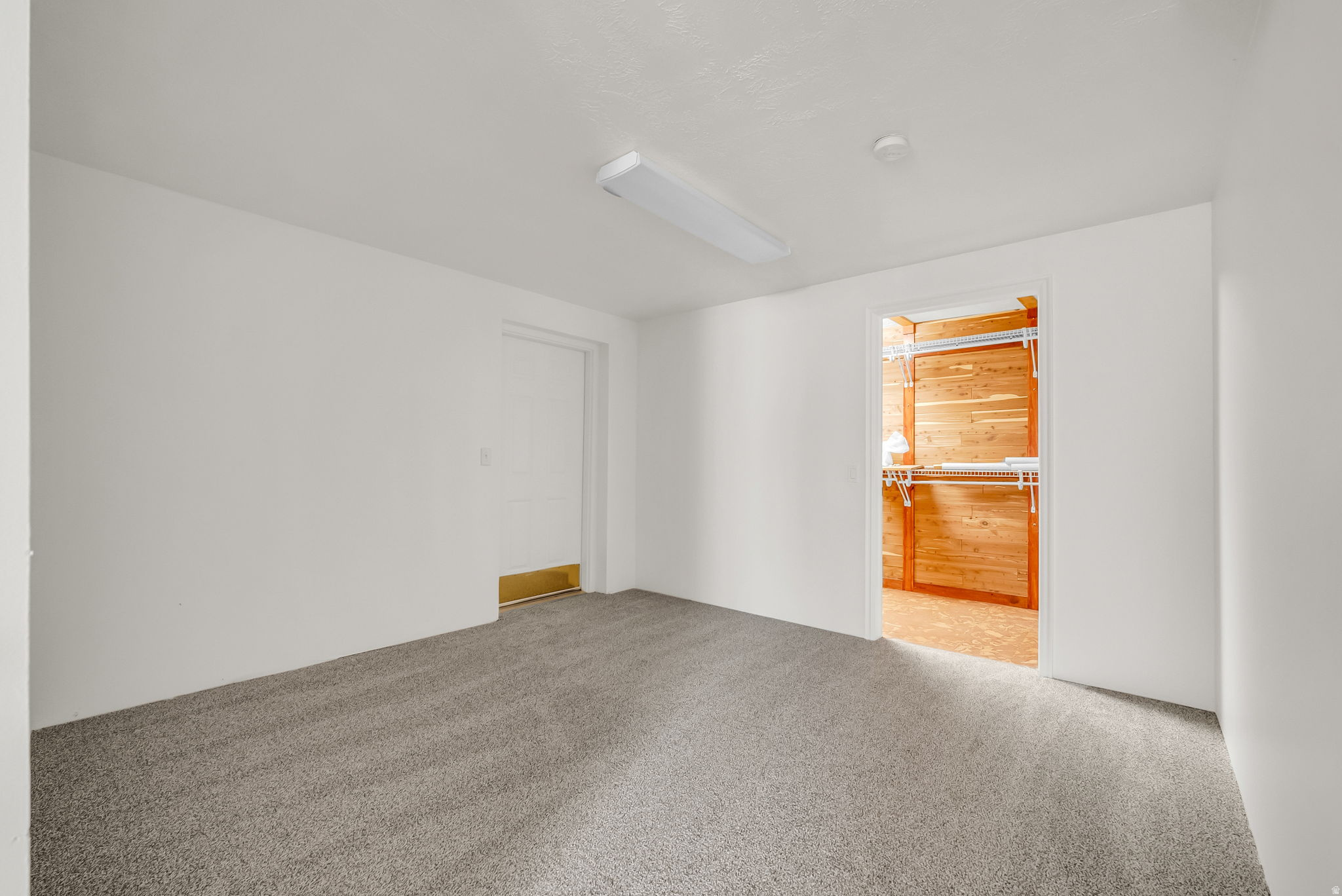 CEDAR CREST - Residential