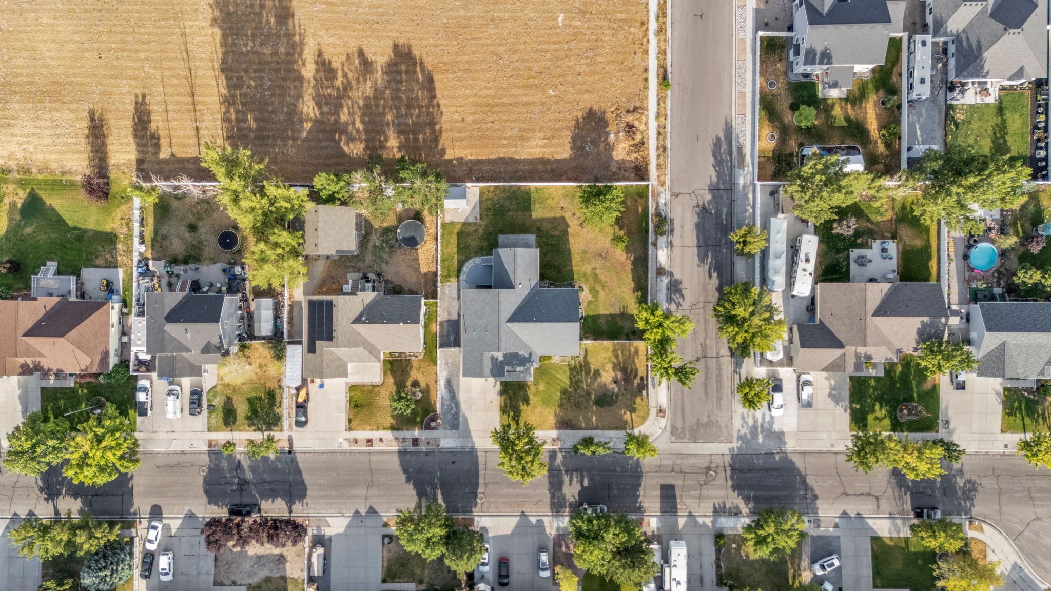 CEDAR CREST - Residential