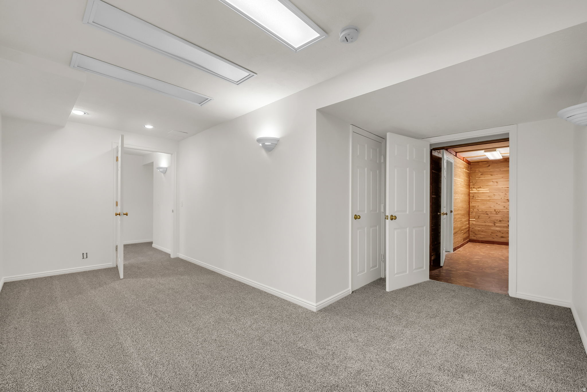 CEDAR CREST - Residential