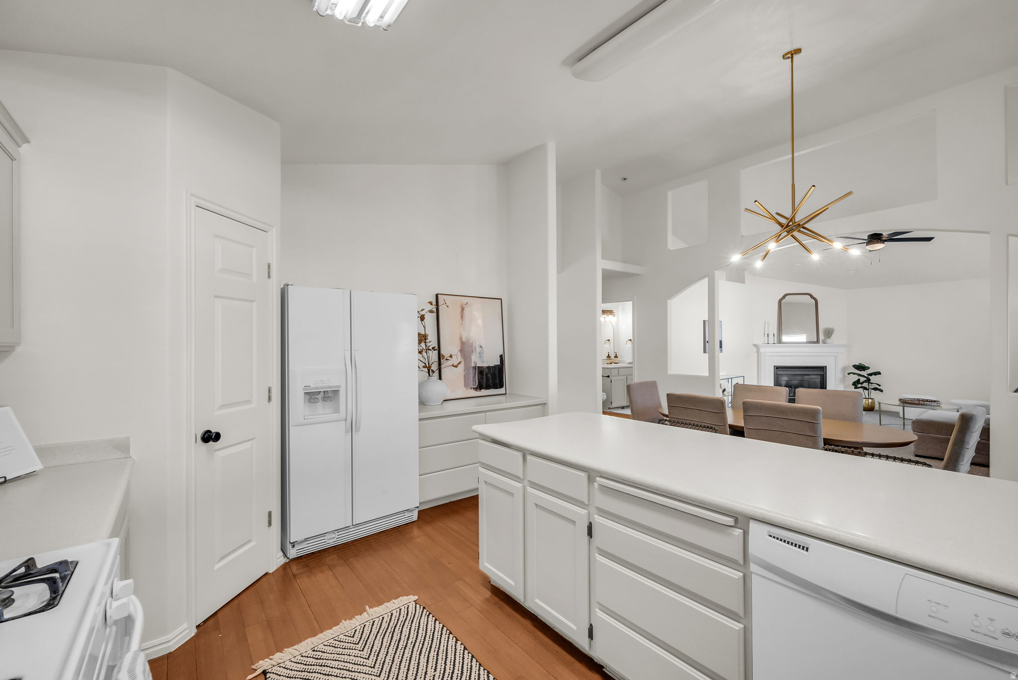 CEDAR CREST - Residential