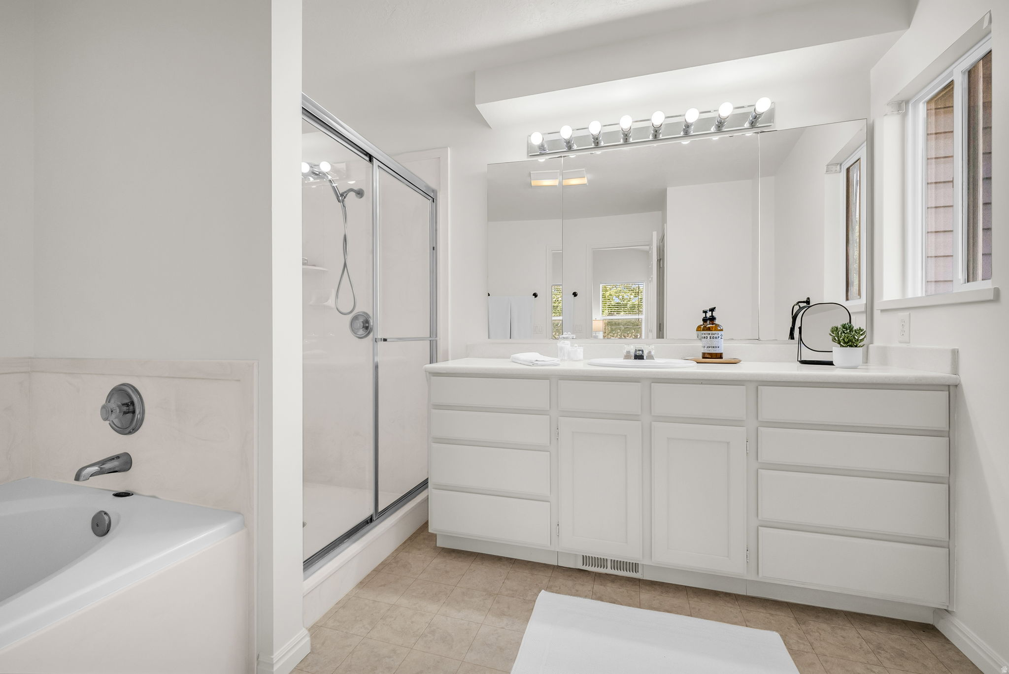 CEDAR CREST - Residential