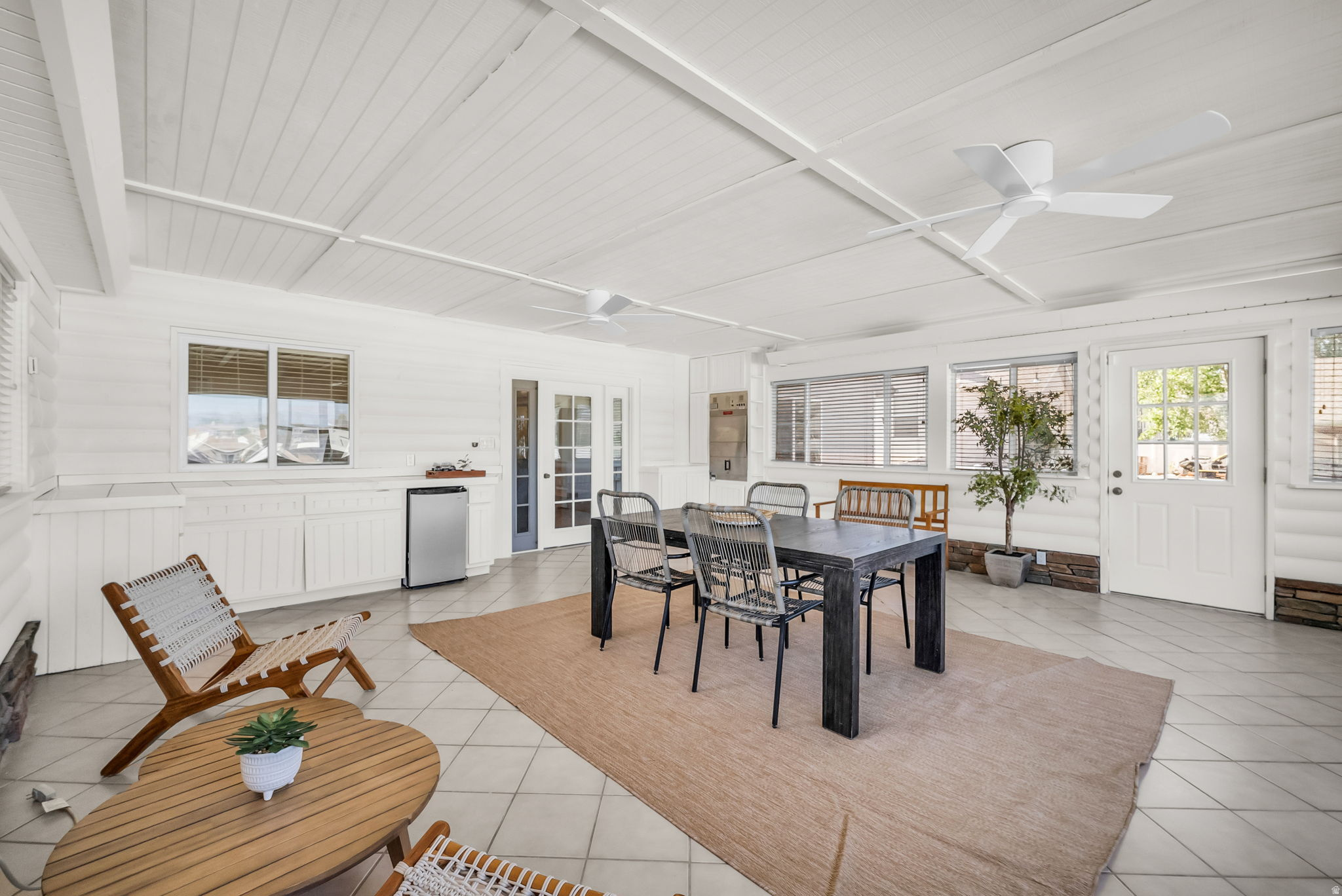 CEDAR CREST - Residential