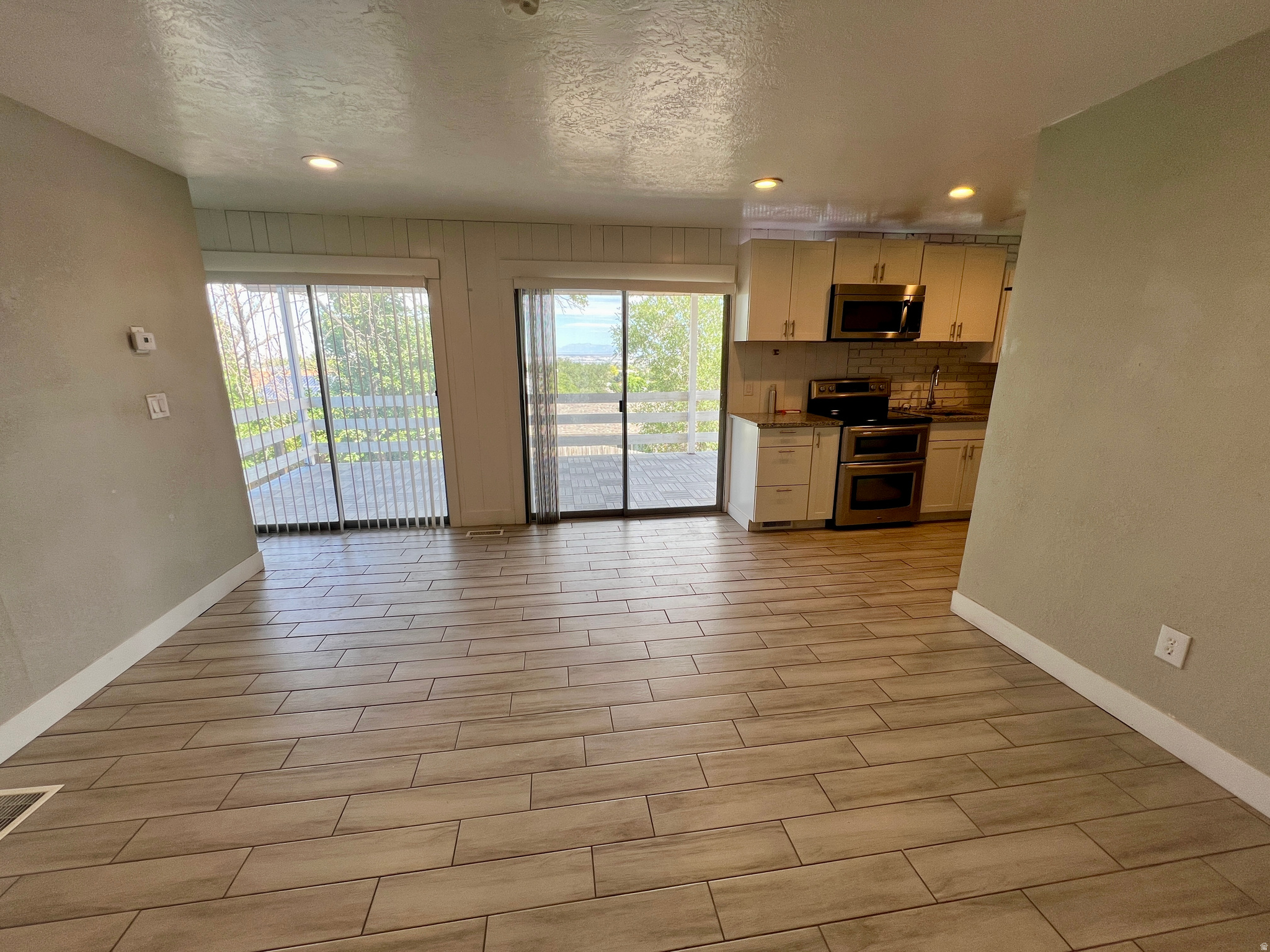 MOUNTAIN MEN ESTATES - Residential