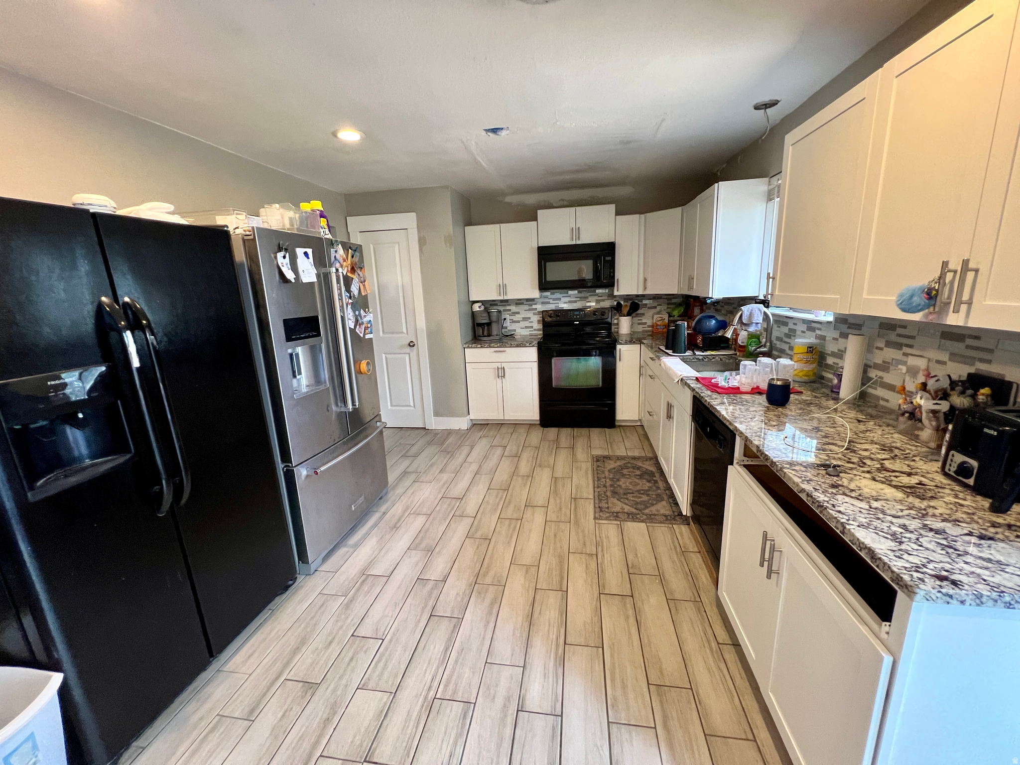 MOUNTAIN MEN ESTATES - Residential