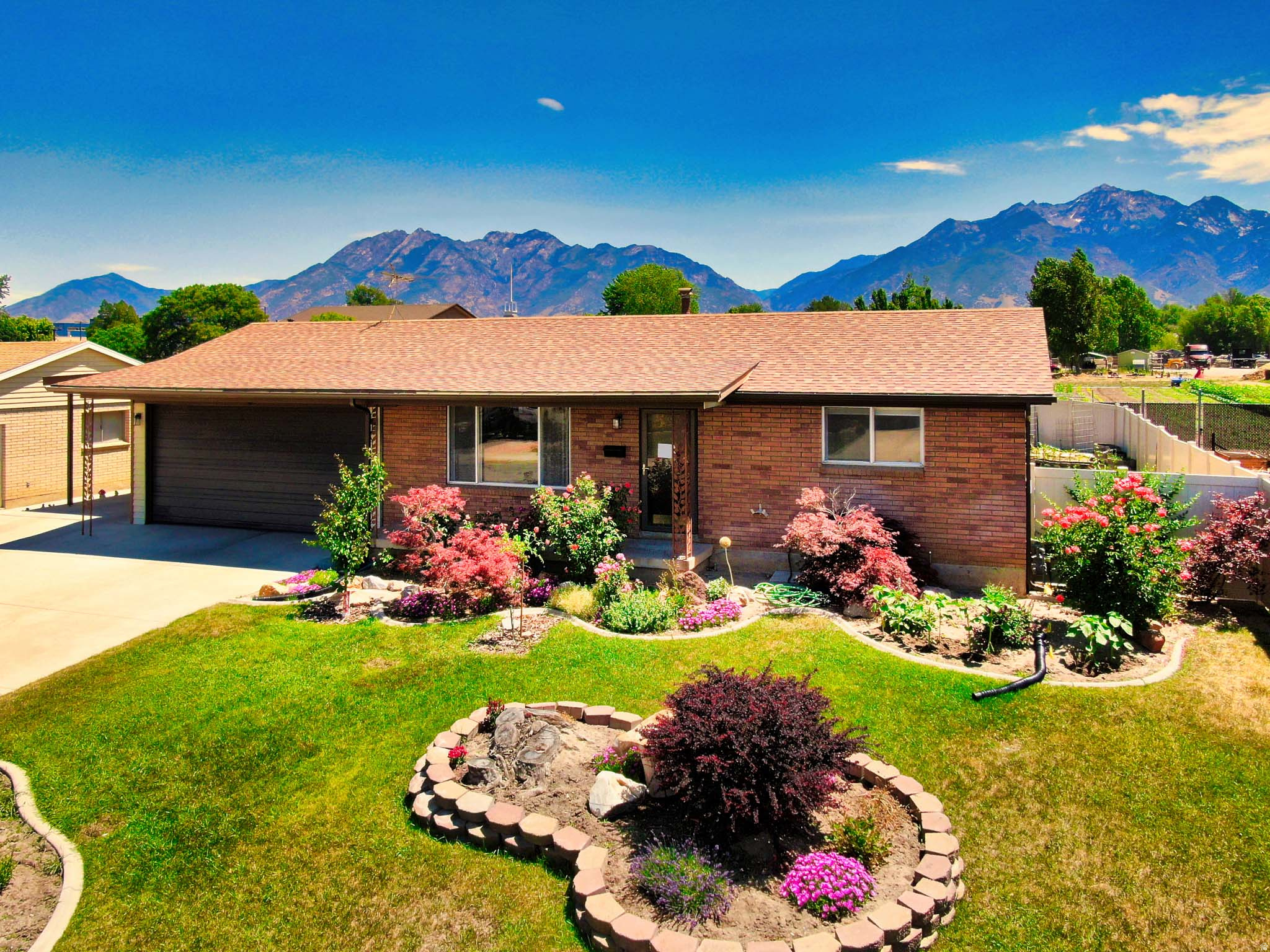 VALLEY CREST ESTATES #2 - Residential
