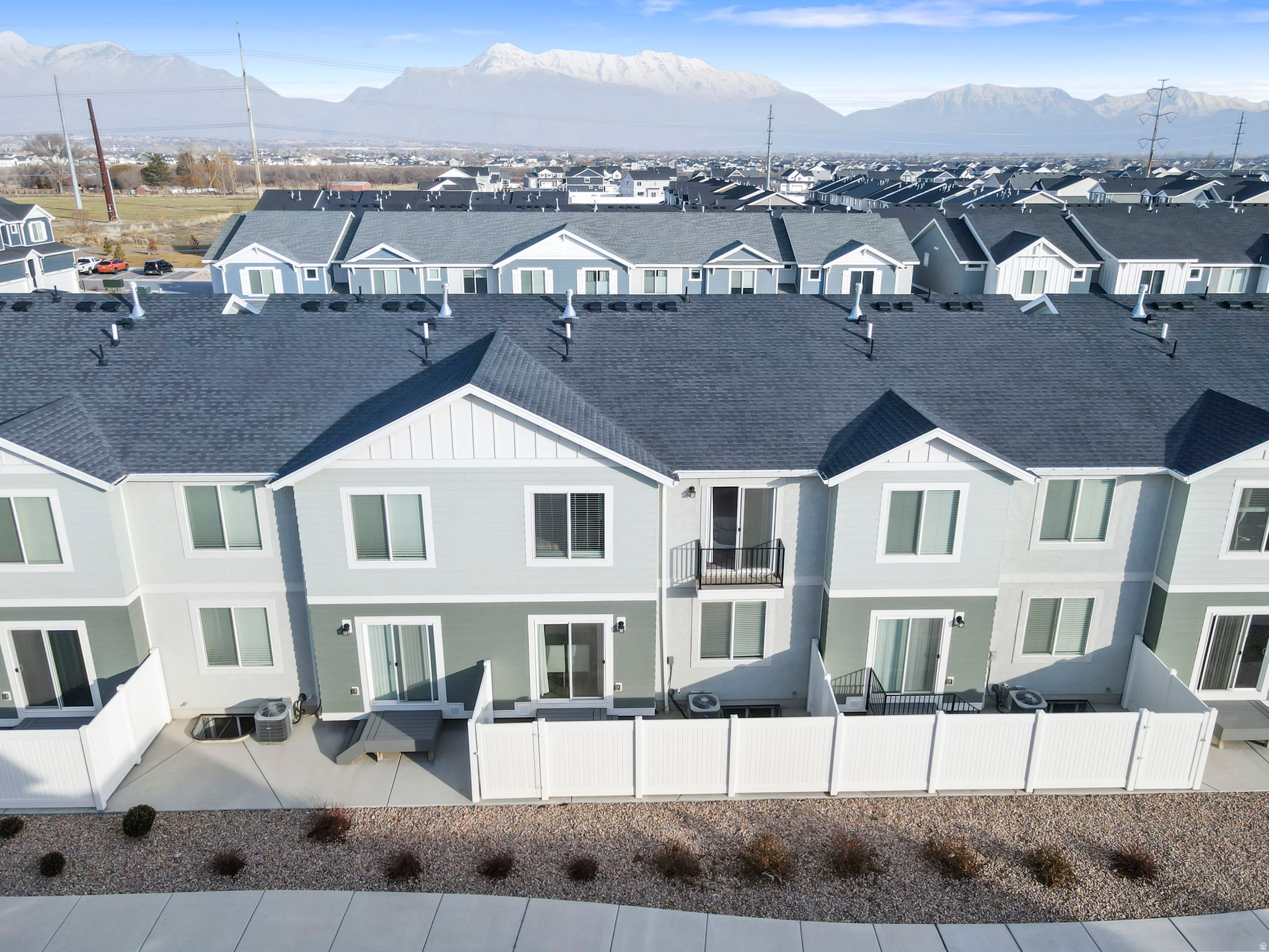 SPRING RANCH - Residential