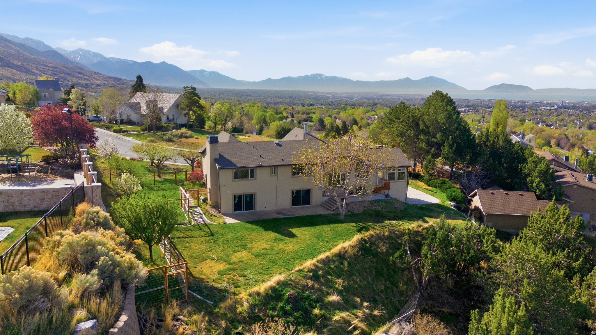 CEDAR HILLS - Residential