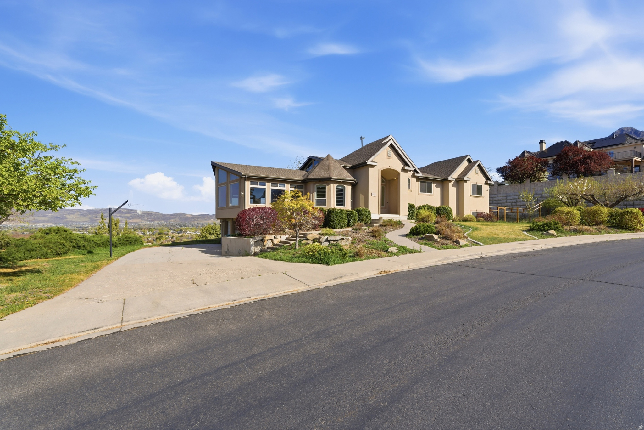 CEDAR HILLS - Residential