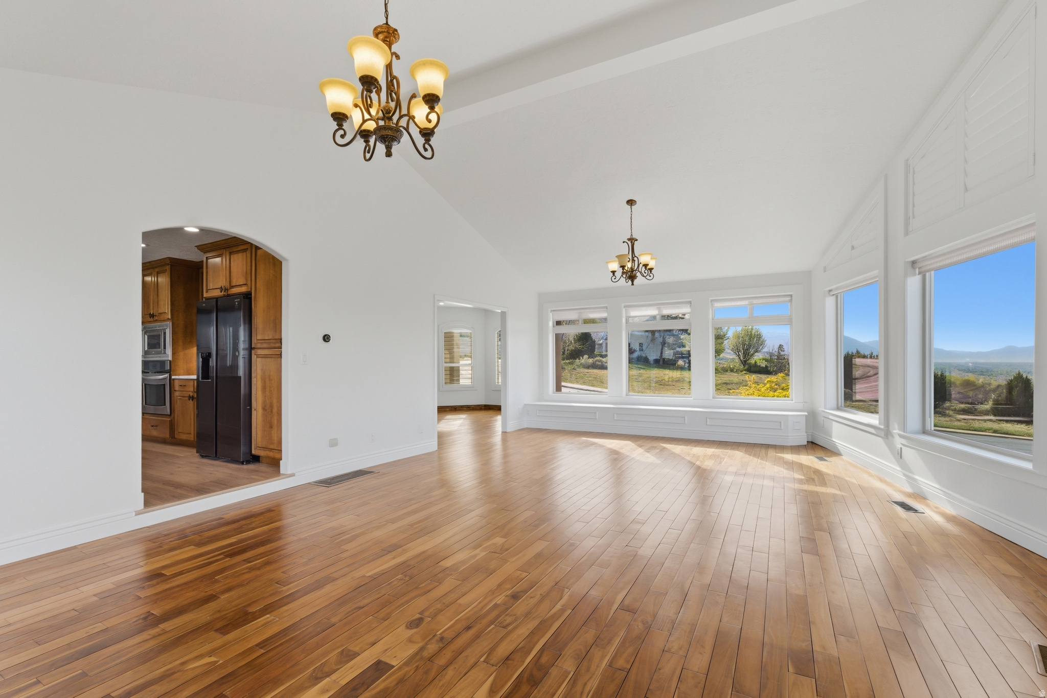 CEDAR HILLS - Residential