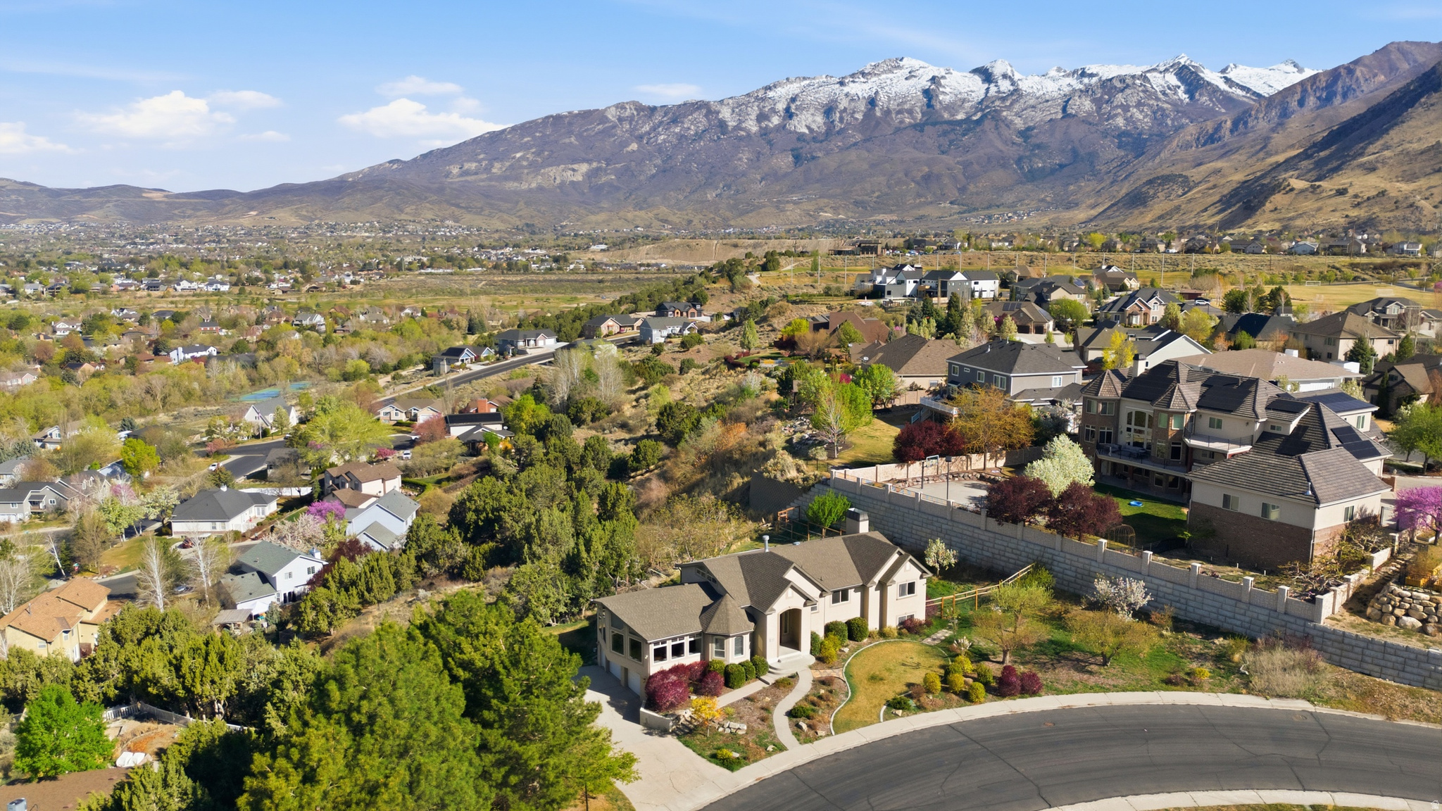 CEDAR HILLS - Residential
